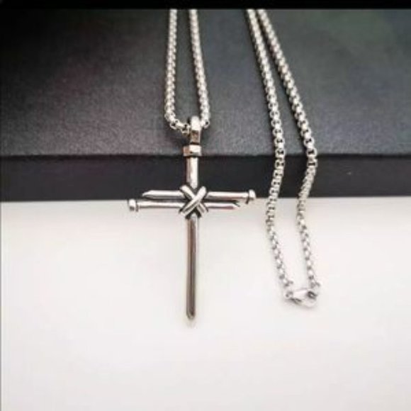 New Men’s Nail Cross Chain Necklace - Picture 7 of 8
